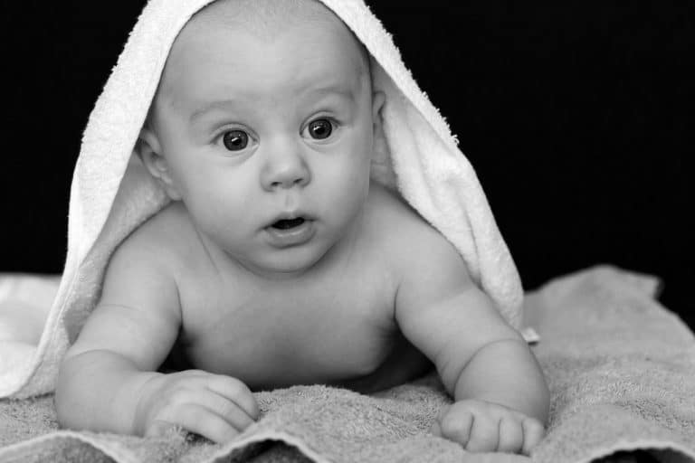 Les enfants devraient-ils prendre un bain tous les jours ?