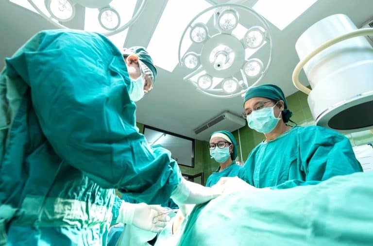 Liposuccion : une solution pour enlever les kilos de la grossesse ?