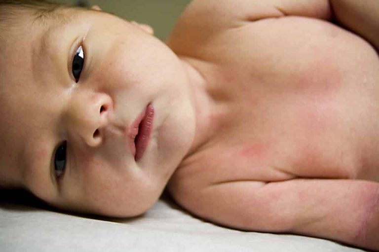 Parlons-en : le rhume du nourrisson, comment le reconnaître et le traiter chez mon bébé ? (Partie 1)