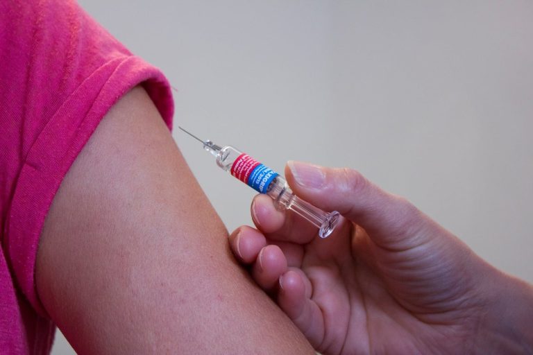 Pourquoi les vaccins ne sont pas seulement pour les enfants ?