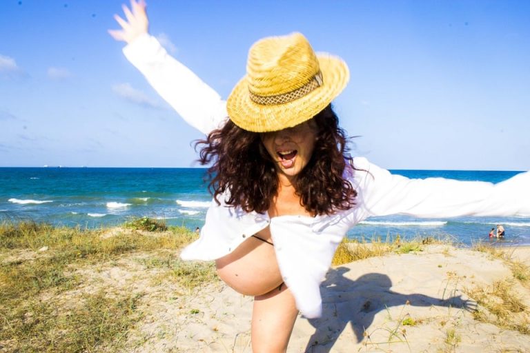 4 accessoires pour concilier grossesse et été en toute quiétude