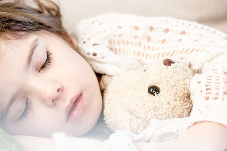 Et si la sieste rendait vos enfants plus heureux ?
