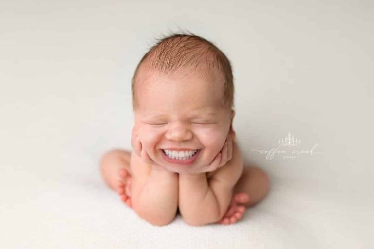 Cette photographe ajoute des dents aux bébés et c&rsquo;est… bizarre !