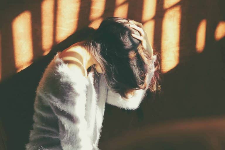 Maux de tête et grossesse : comment les soulager ?