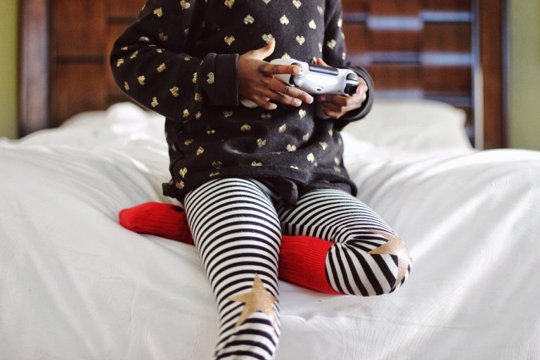 Des parabens + du bisphénol A retrouvés dans les chaussettes pour enfant