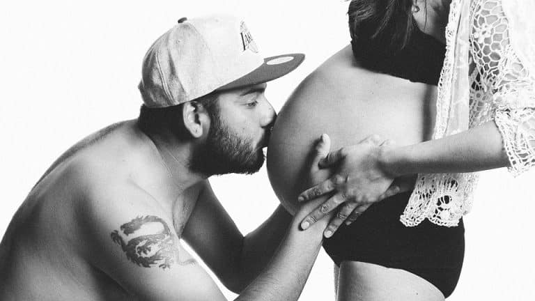 Elle donne naissance à son enfant dans un hypermarché en Isère