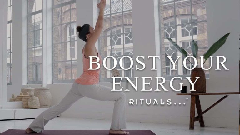 Les exercices de yoga pour recharger les batteries sans peine !