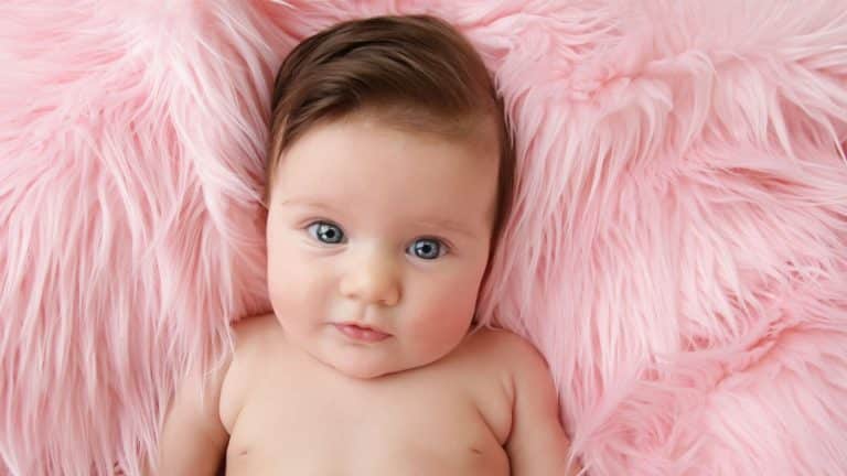 5 prénoms printaniers pour petite fille