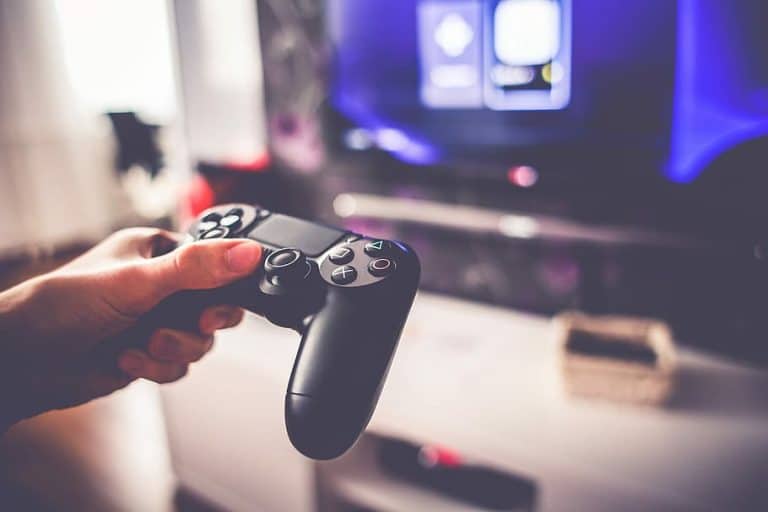 Pour tenir durant le confinement, l&rsquo;OMS recommande les jeux vidéos !