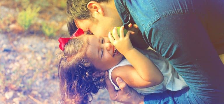 7 manies des enfants, qui peuvent rendre dingue de colère (1/2)