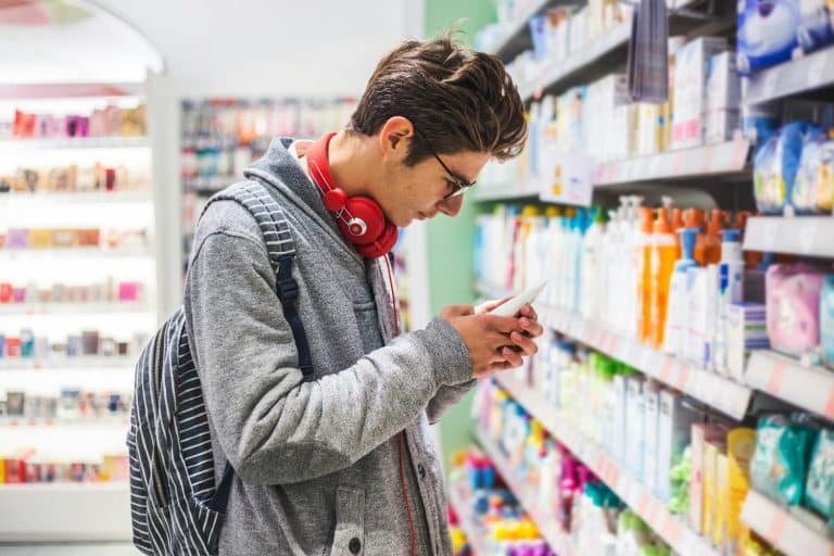 L&rsquo;odeur désagréable des adolescents : la science justifie ce phénomène