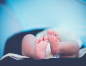 Maeva Ghennam devient maman de Milyan après une césarienne